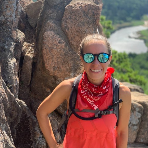 Meet your Posher, Jessica - Picture 2 of 3